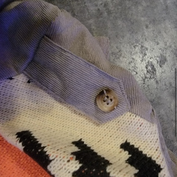 Davi & Dani Corduroy Shacket - Picture 6 of 7